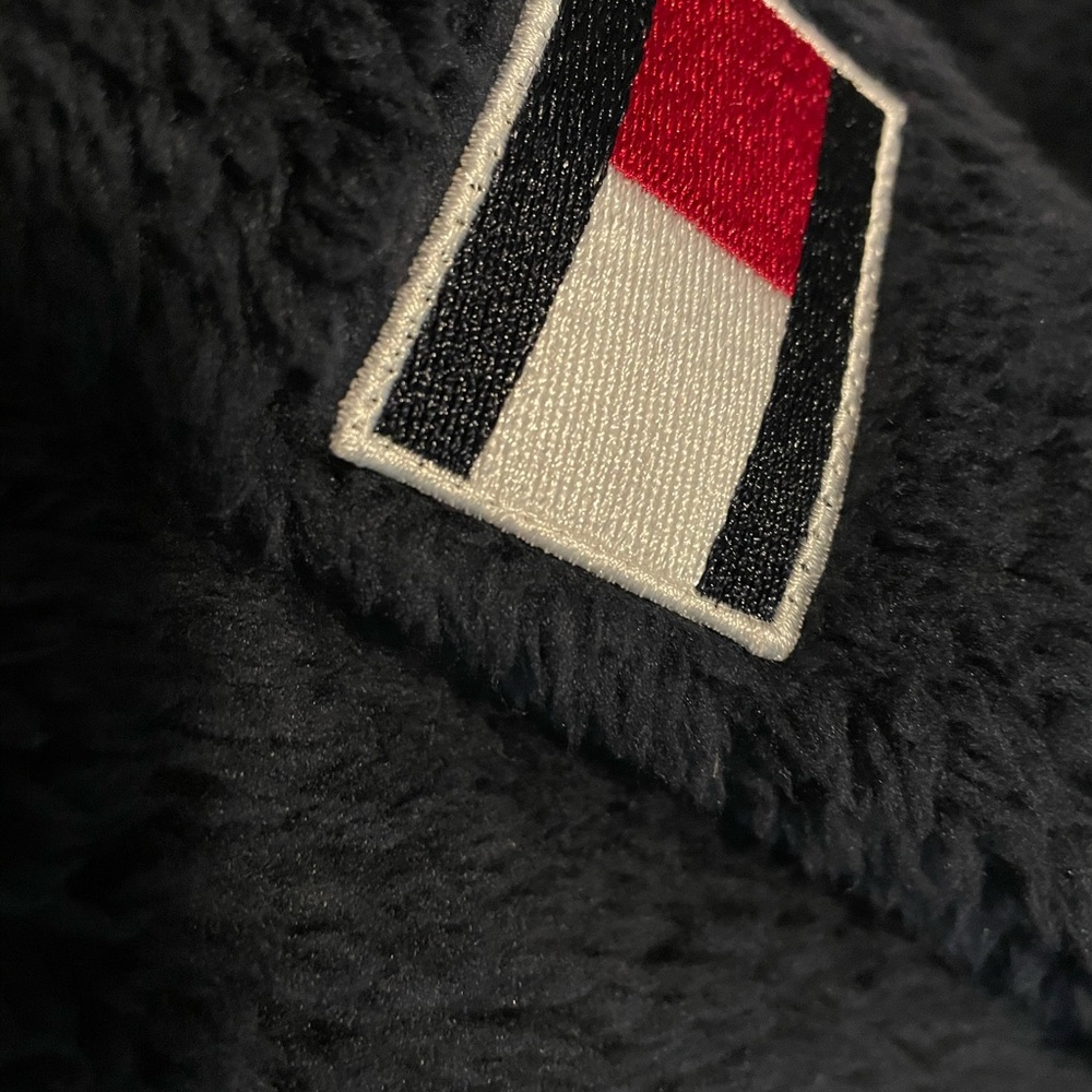 ๐ฅNWT- Tommy Hilfiger Global Sherpa Jacket (Sale) - Picture 11 of 13